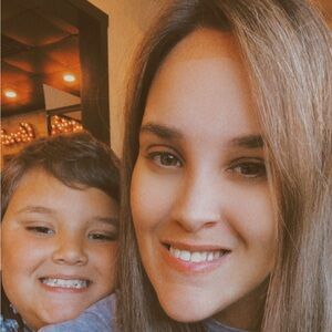 Meet your Posher, Lauren